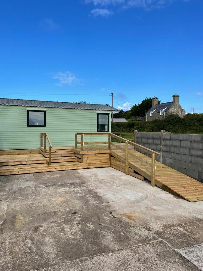 Garej Mynytho Caravan Pwllheli Exterior photo