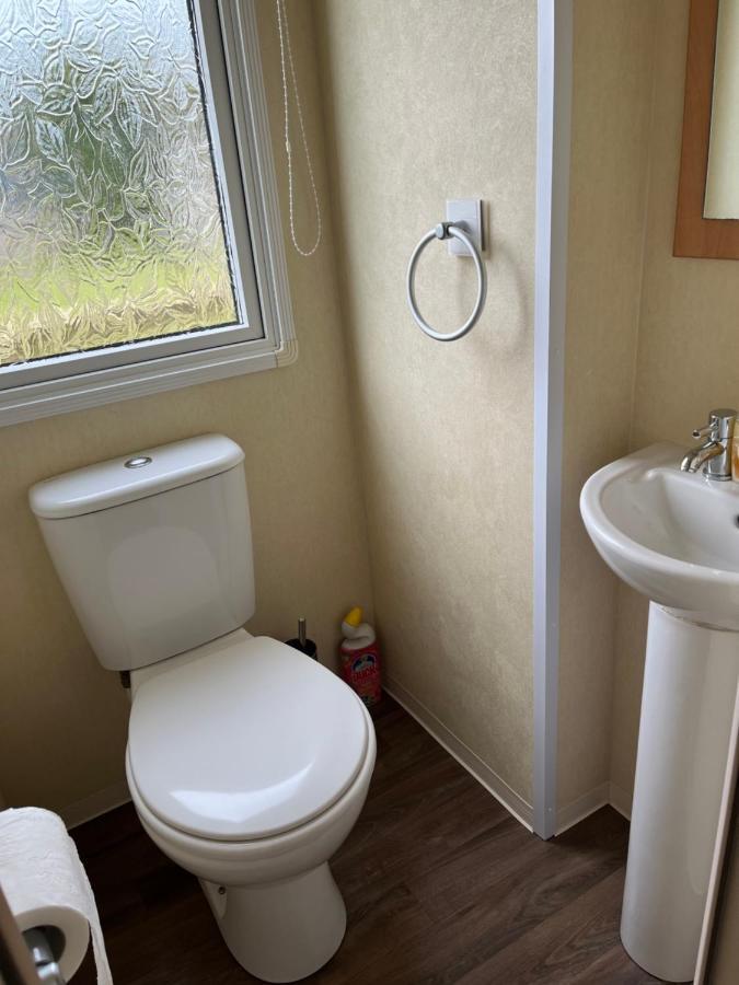 Garej Mynytho Caravan Pwllheli Exterior photo